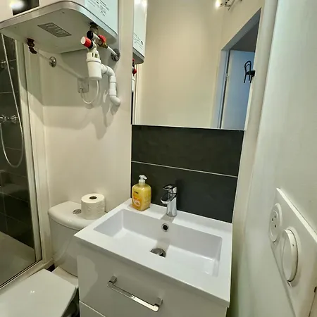 A 15' De La Partdieu Et Bellecour Appartement